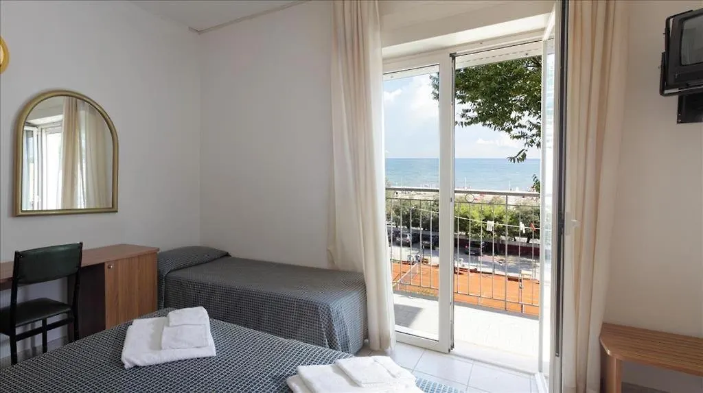 Hotel B&B Nizza Riccione 2*,
