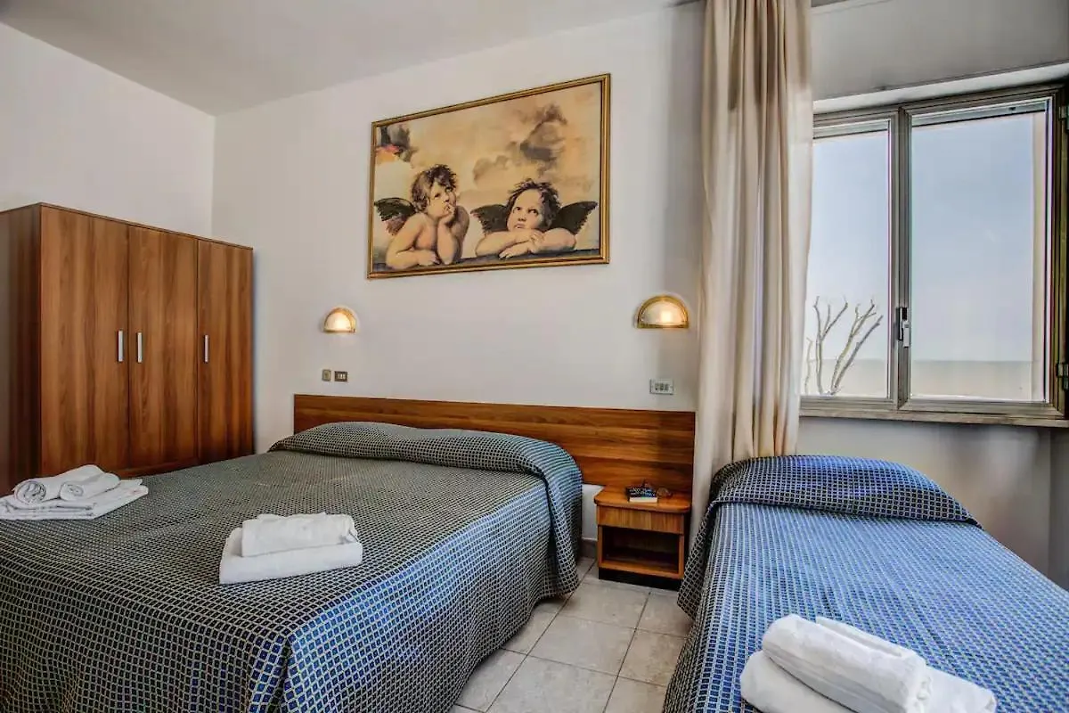 **  Hotel B&B Nizza Riccione Italy