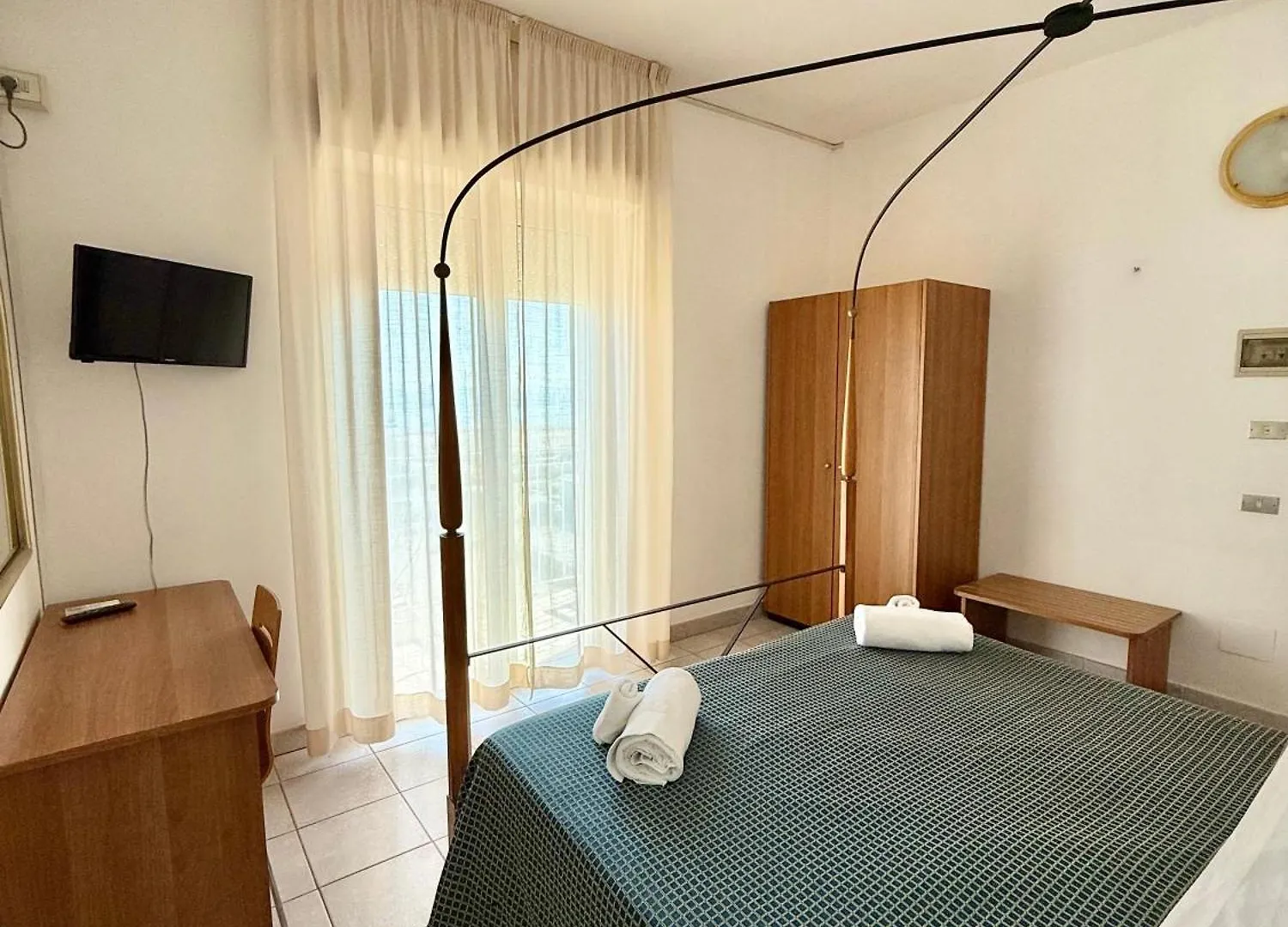Hotel B&B Nizza Riccione 2*,