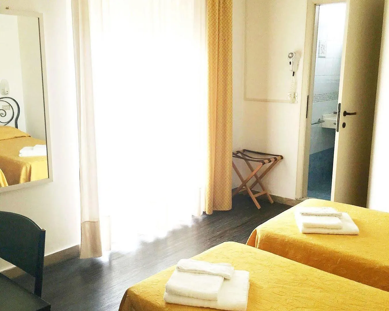 Hotel B&B Nizza Riccione 2*,