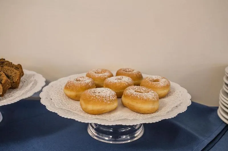 Hotel B&B Nizza Риччоне