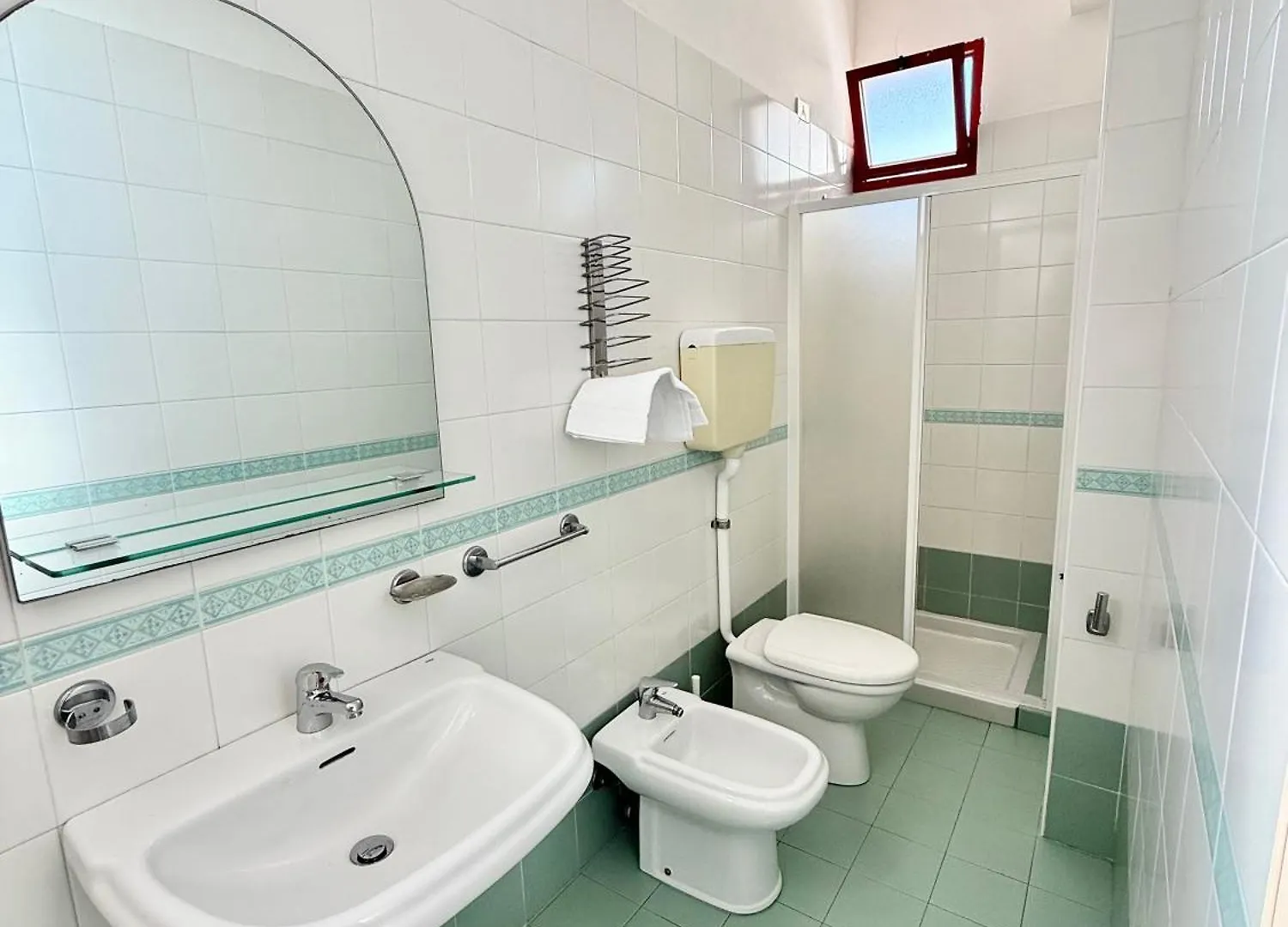 Hotel B&B Nizza Риччоне 2*,